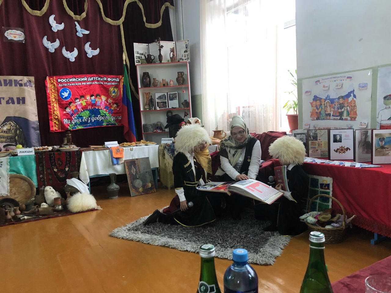 Благотворительную акцию для детей участников СВО провели в махачкалинской школе №15